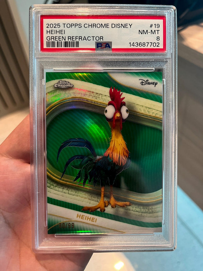 2025 Topps Chrome Disney Heihei Green Refractor #19 80/99 PSA 8