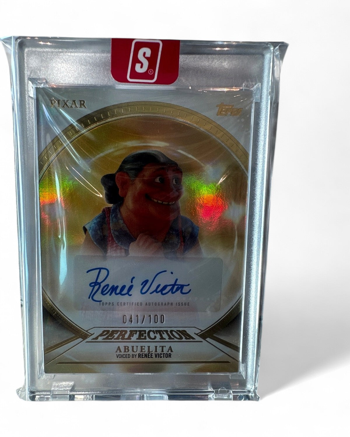 2025 Topps Pixar Gold Pixar Perfection Autographs (Encased) Renée Victor as Abuelita #PPA-RV Auto 041/100