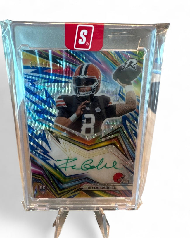 2025 Topps Resurgence Neon Initiates Autographs Dillon Gabriel Blue Surge #NI-DG Rookie Auto 35/99