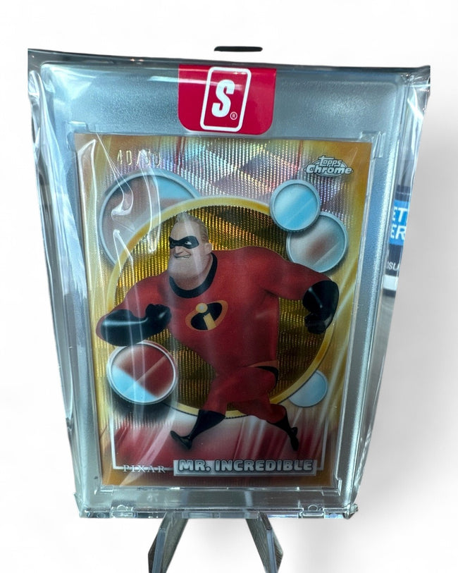 2026 Topps Chrome Disney Mr. Incredible Gold Wave Refractor #126 40/50