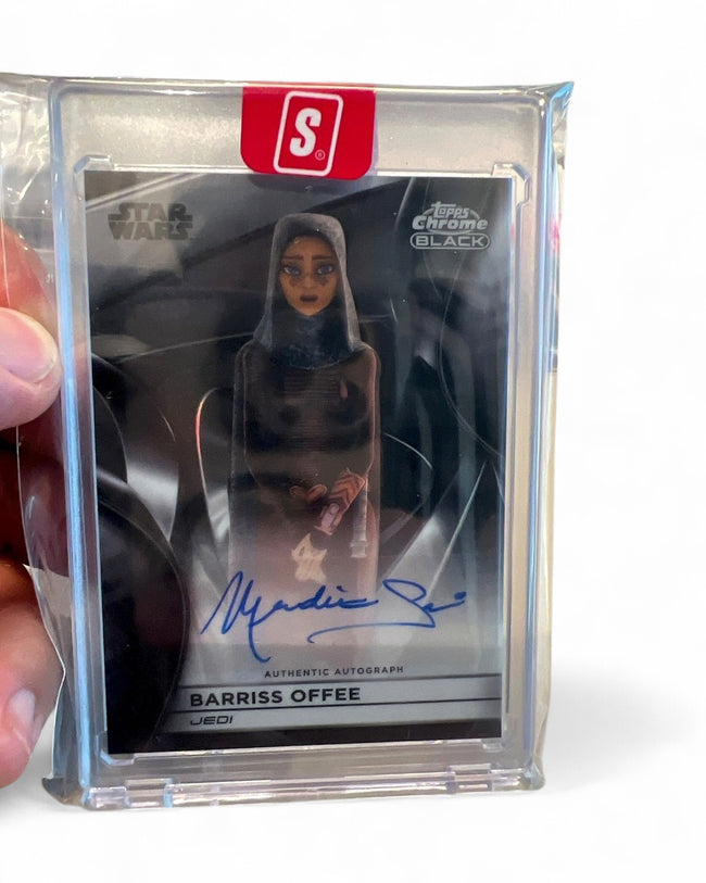 Topps Chrome Black Meredith Salenger (voice of Barriss Offee) #CB-ES Auto